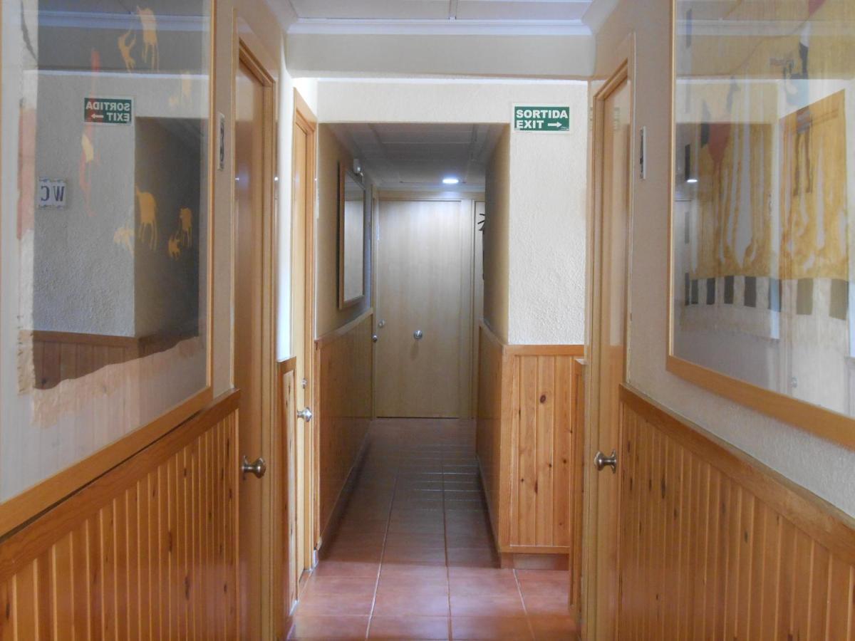 Hostal El Callejon Tarragona Exteriör bild