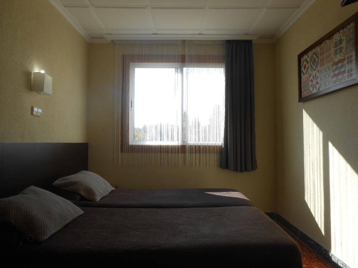 Hostal El Callejon Tarragona Exteriör bild