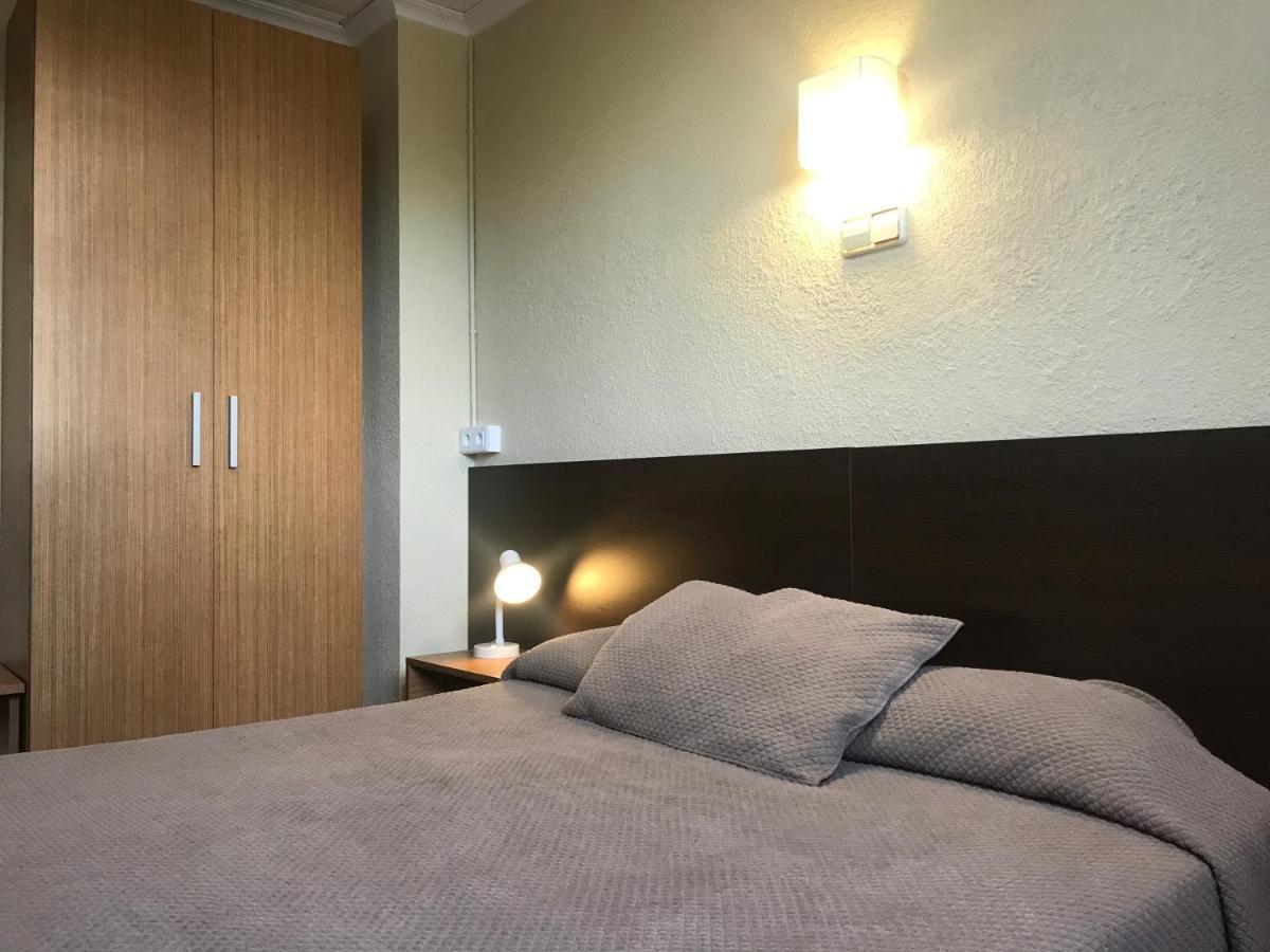 Hostal El Callejon Tarragona Exteriör bild