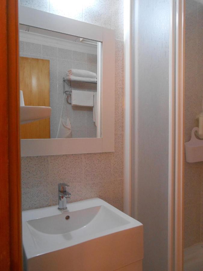Hostal El Callejon Tarragona Exteriör bild