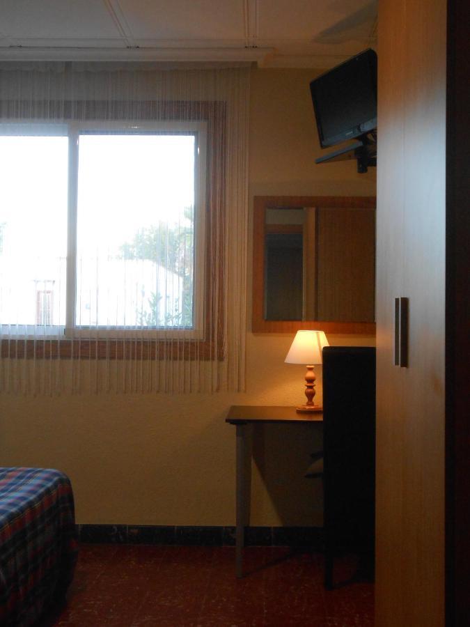 Hostal El Callejon Tarragona Exteriör bild
