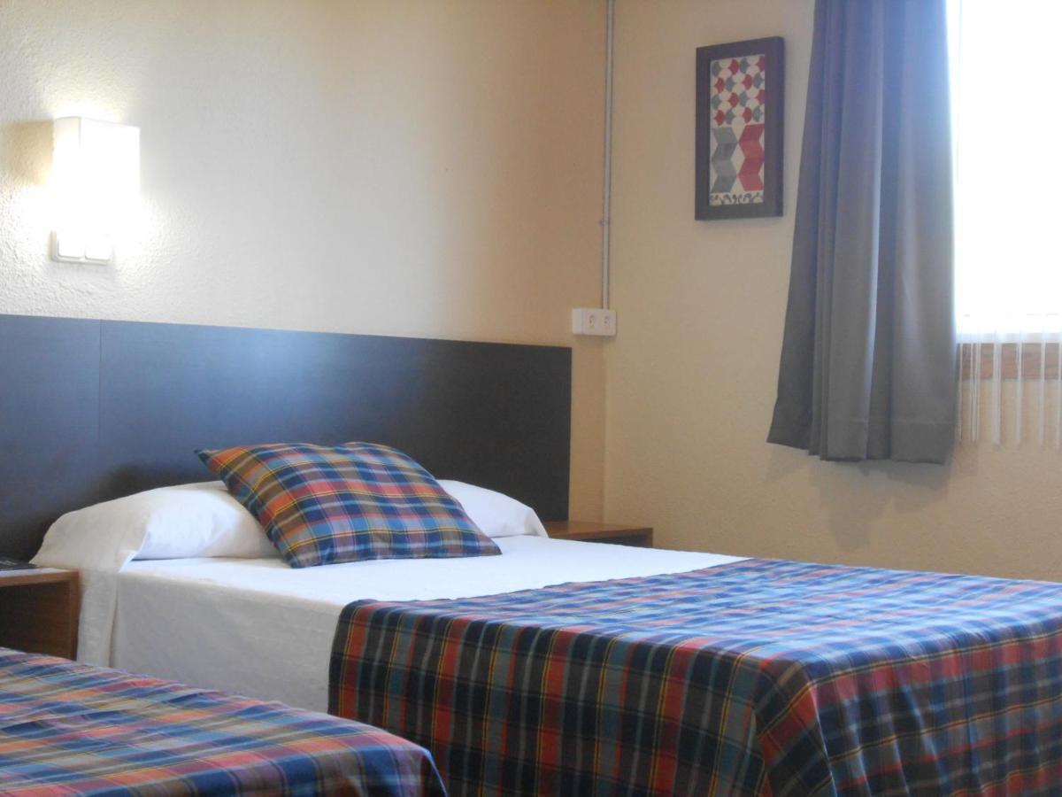 Hostal El Callejon Tarragona Exteriör bild