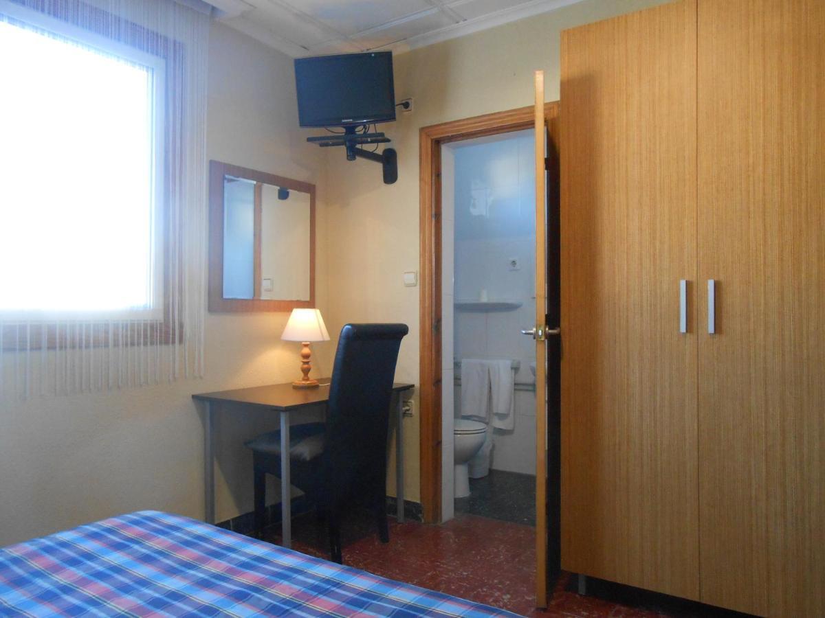 Hostal El Callejon Tarragona Exteriör bild