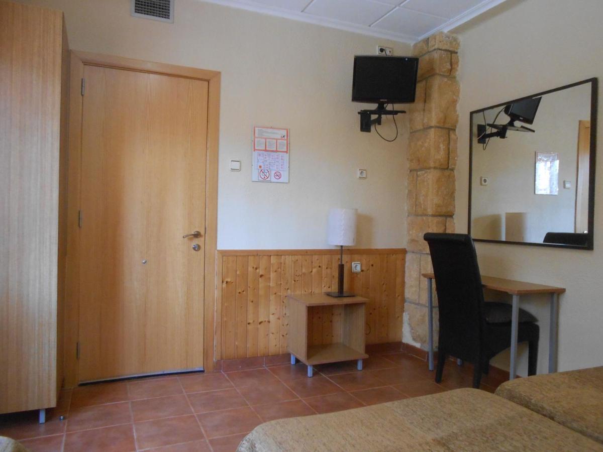 Hostal El Callejon Tarragona Exteriör bild
