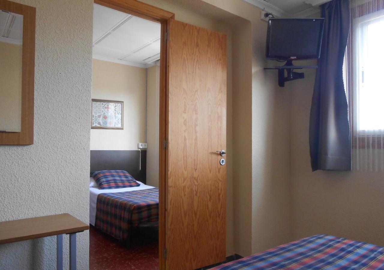 Hostal El Callejon Tarragona Exteriör bild