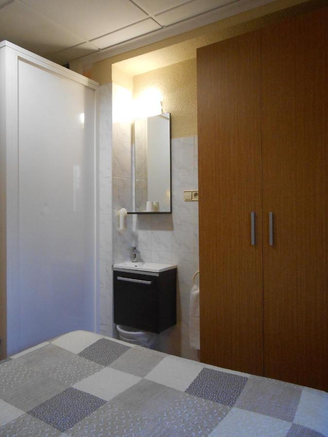 Hostal El Callejon Tarragona Exteriör bild
